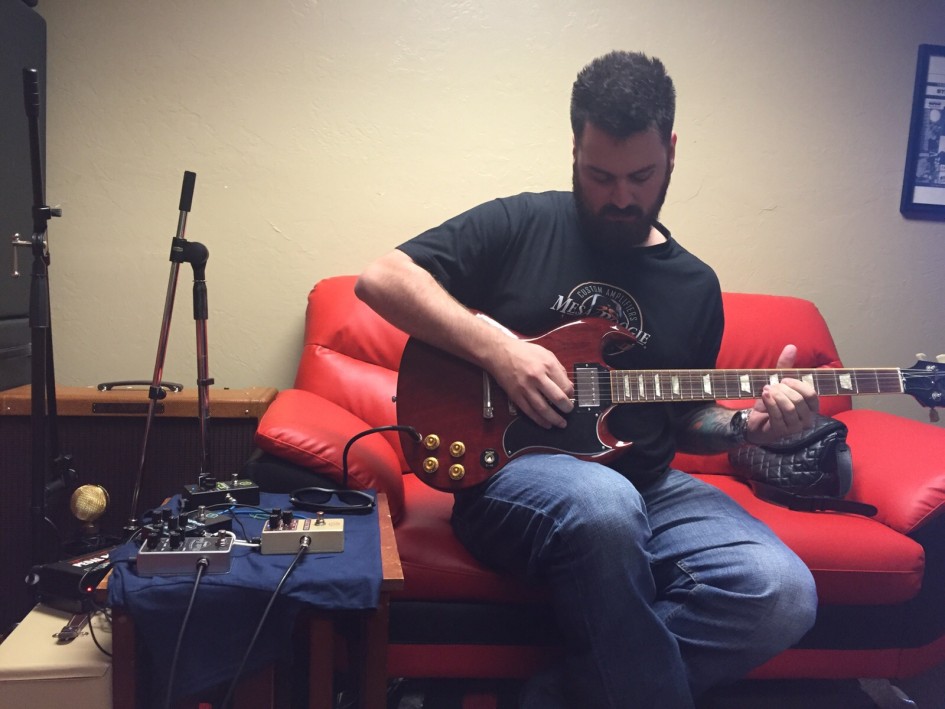 Ste Gough with Robert Keeley's SG on the Red Couch